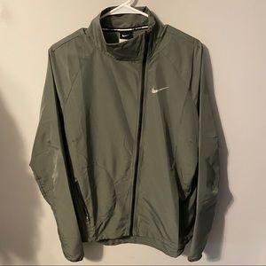 nike running reflective windbreaker